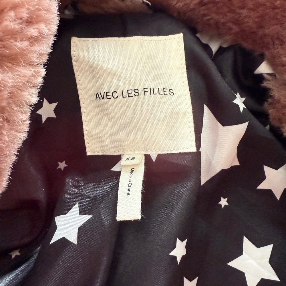 Avec Les Filles Oversized Collar Faux Fur Midi Coat in a rose/blush pink color. - Picture 4 of 5